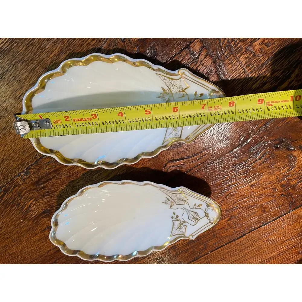 unknown vintage scallop